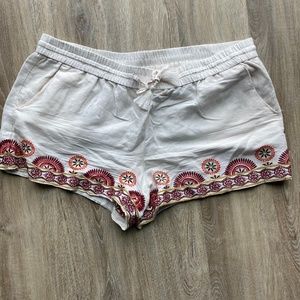Linen Embroidered Short